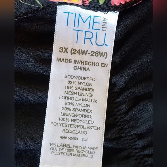 Time and Tru NWT swim suit magenta and floral removable pads mid rise bikini 3X - Picture 13 of 14